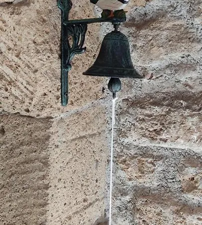 La Chascona Di Casa Di Tufo Nel Borgo * Farnese