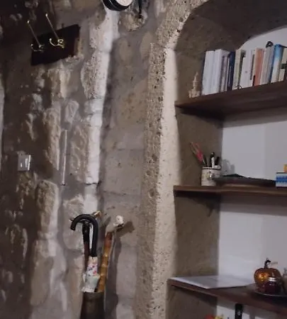 La Chascona Di Casa Di Tufo Nel Borgo * Farnese