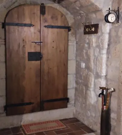 La Chascona Di Casa Di Tufo Nel Borgo *