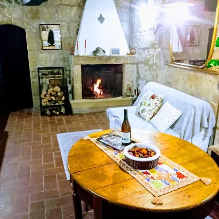 La Chascona Di Casa Di Tufo Nel Borgo *